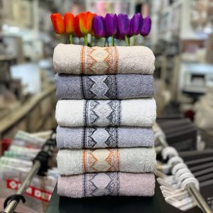 Serviette Dantella – coton peigné & bordure dentelle chic