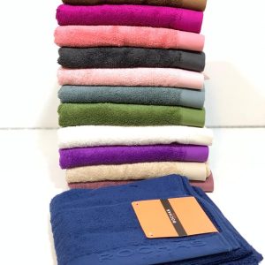 Serviette Rochas – douceur signature & absorption rapide